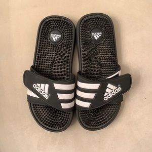 Adidas Black & White Slides Size 5